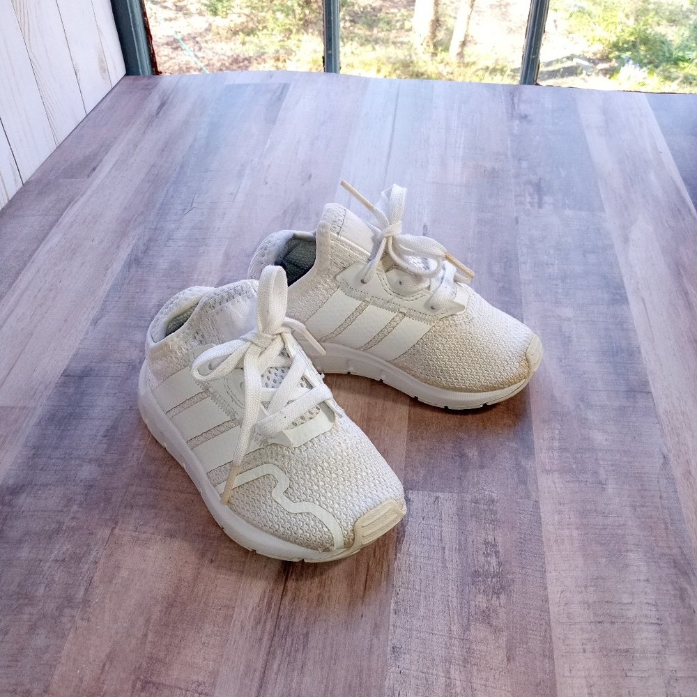 FY2188 Adidas Swift Run X TD size 7K